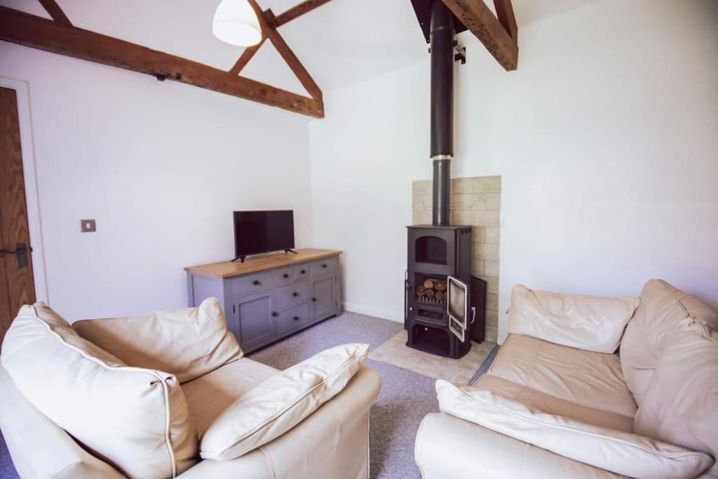 Cosy Cottage On Banks Of River Wye Foy Exterior photo