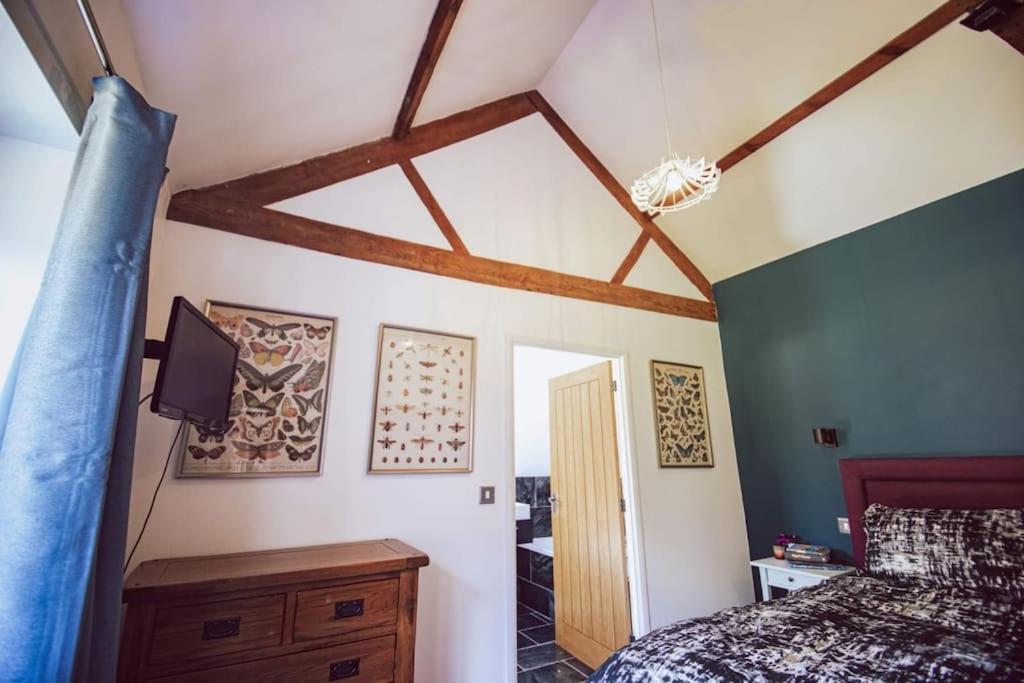 Cosy Cottage On Banks Of River Wye Foy Exterior photo
